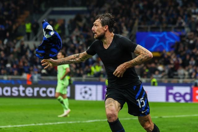 趾甲变黑了, 即使不是每, 加世界杯